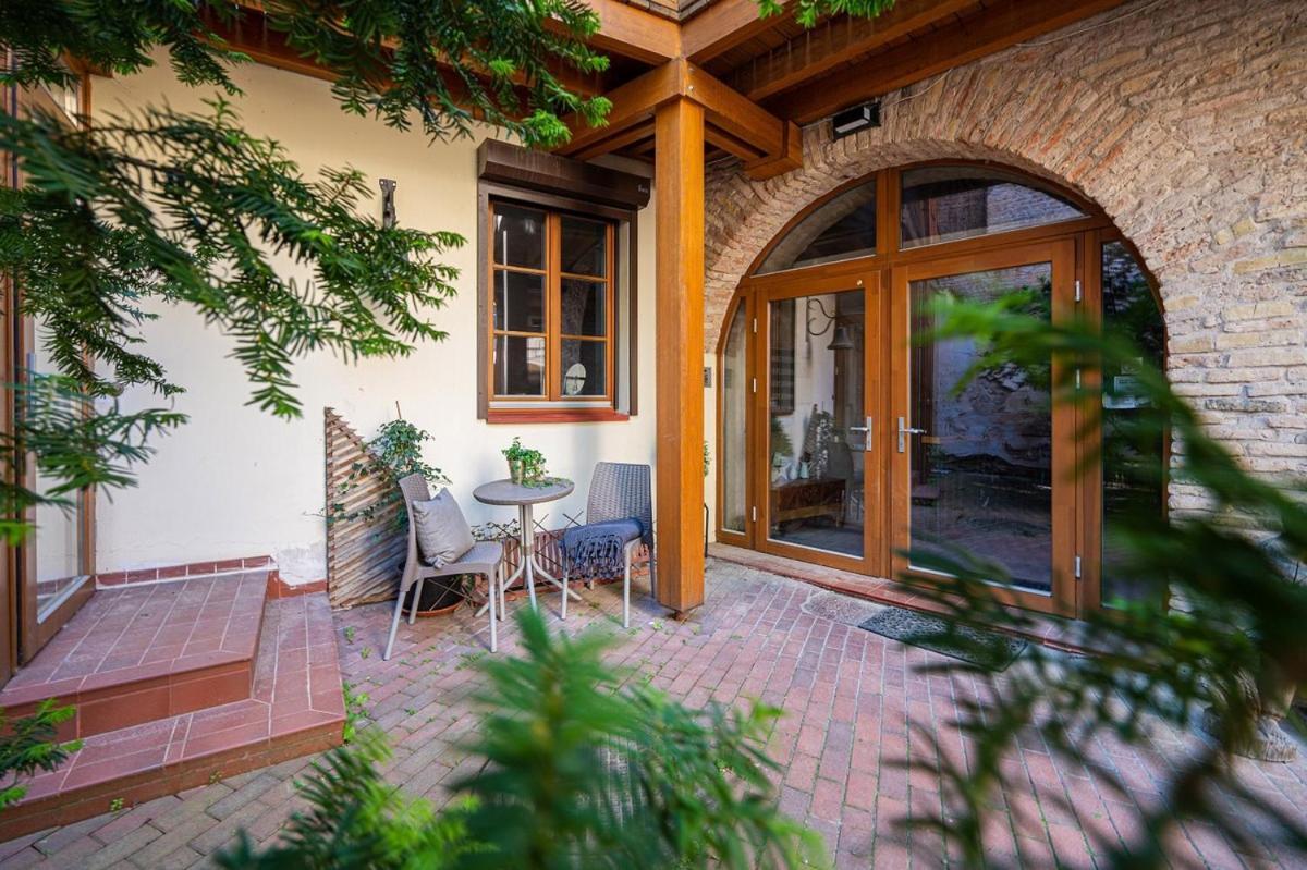 Old Town Gate Residence Аеропорт Вільнюс Екстер'єр фото